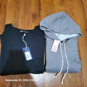 NWT SWEATER AND CROPPED HOODIE SIZE LARGE